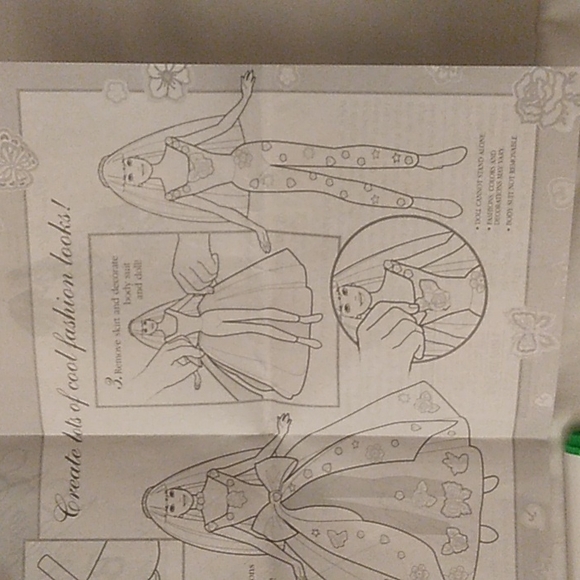 Mattel Velvet Barbie.  Stickers & markers make Barbie come alive. Mattel•Barbie• - Picture 6 of 7